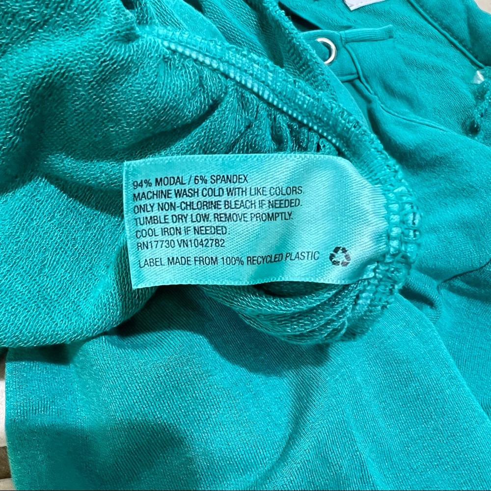 INGRID & ISABEL Maternity 3/4 Sleeve Lace-Up Sweatshirt - Picture 10 of 10